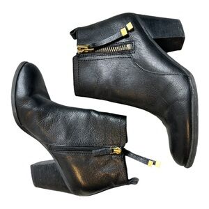 Franco Sarto Diana Black Leather Ankle Boots w/Gold Zippers Women’s Size 7